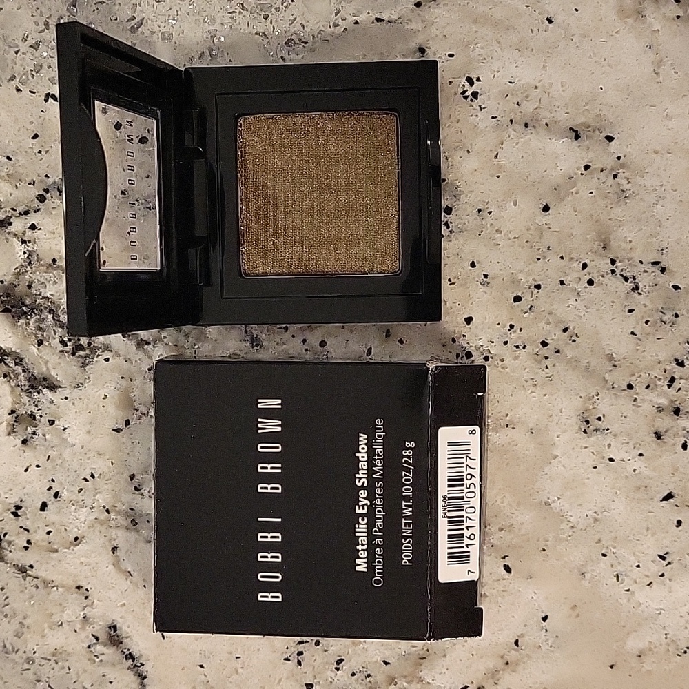 🆕️ Makeup Bundle - Picture 2 of 4